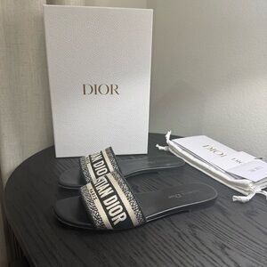 Christian Dior Dway Slide Sandal Embroidered Logo Black/White 39